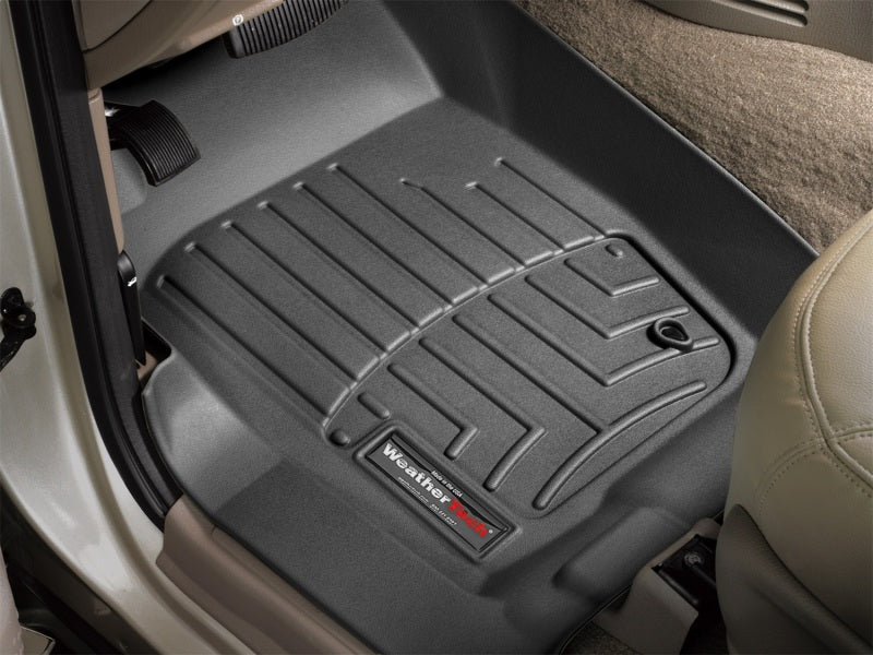 WeatherTech 02-05 Ford Explorer Front FloorLiner - Black