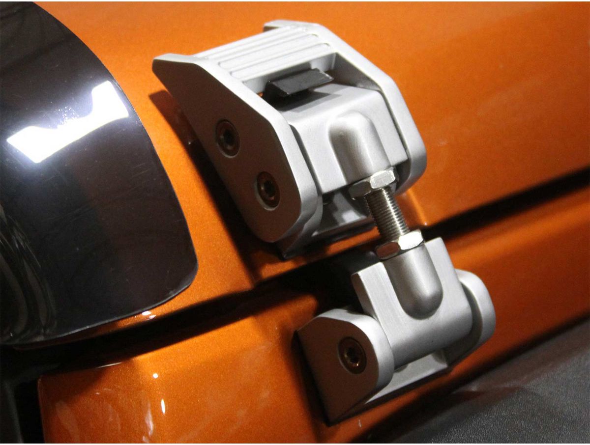 Hood Catch Kit Silver 2018-Present Jeep Wrangler / Gladiator Rugged Ridge