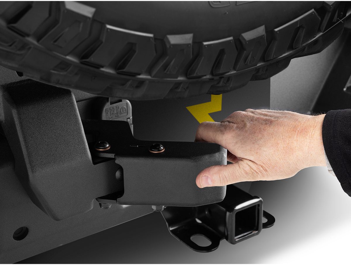 WingMate Swingout Fits 2020-2024 Jeep Gladiator Rugged Ridge