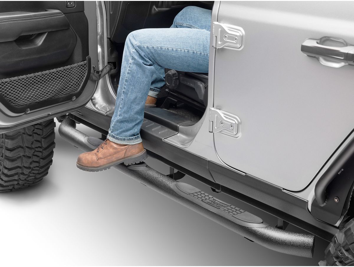 Side Step 3 Inch Round Black 18-Present Wrangler Unlimited JLU 4 Door Rugged Ridge