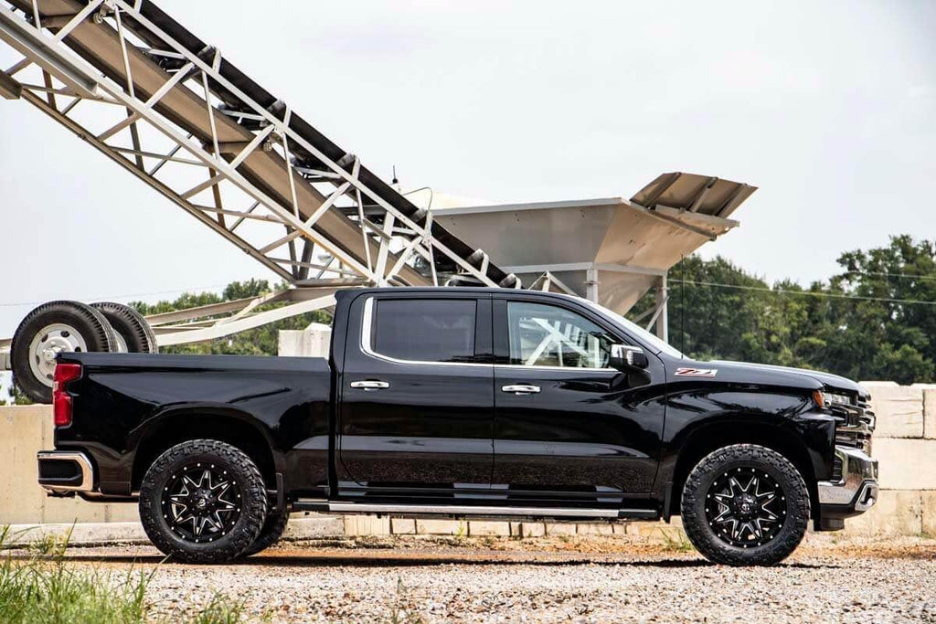 2 Inch Leveling Kit Chevy/GMC Sierra 1500 (19-26)/Silverado 1500 (19-26) Rough Country