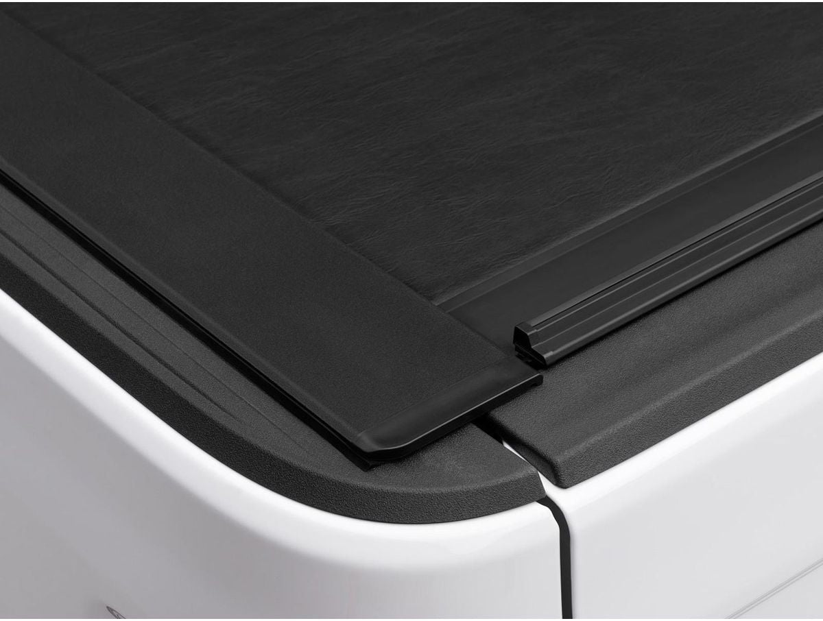 Armis Retractable Locking Bed Cover 20-Present Jeep Gladiator JT Rugged Ridge