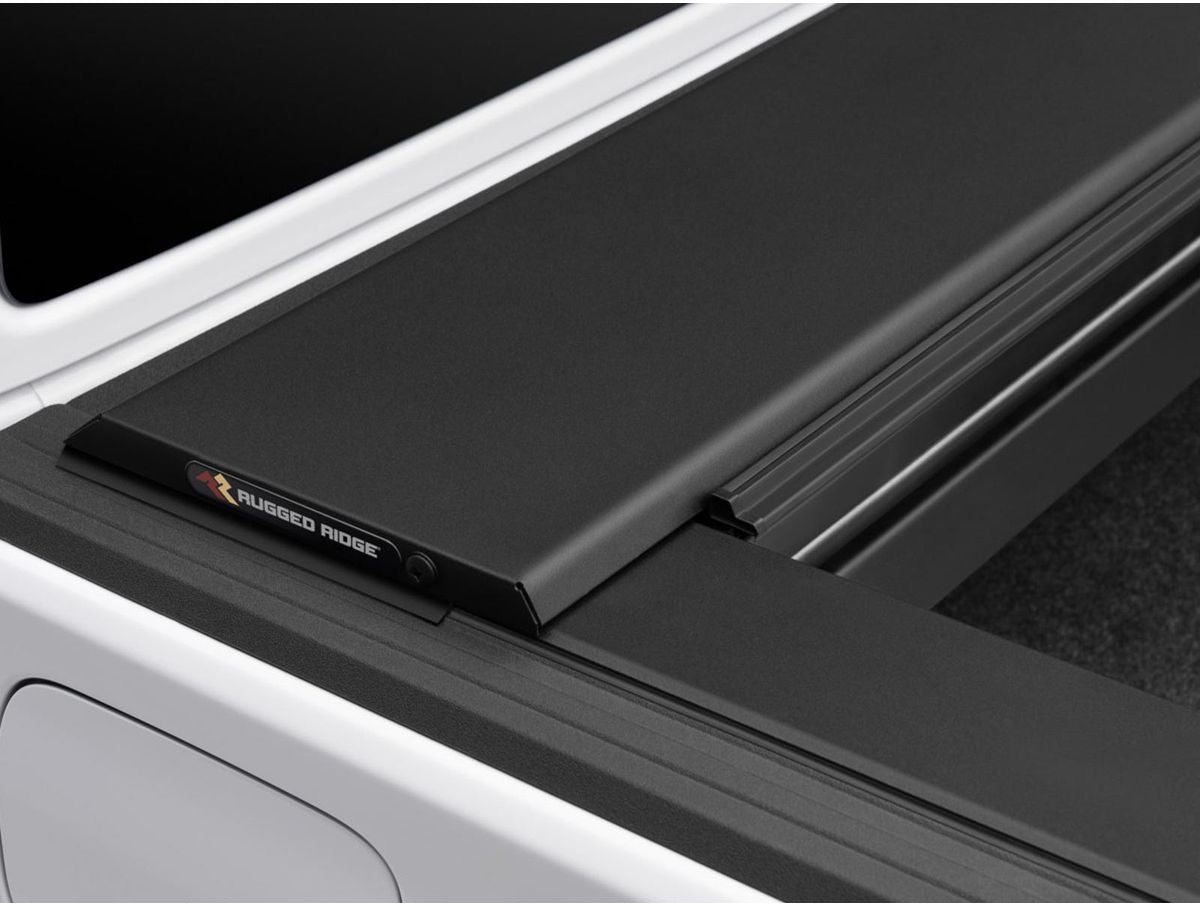 Armis Retractable Locking Bed Cover 20-Present Jeep Gladiator JT Rugged Ridge