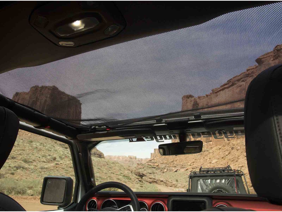 Eclipse Sun Shade Front Black 18-Present Wrangler (4Dr) / 20-Present Gladiator Rugged Ridge