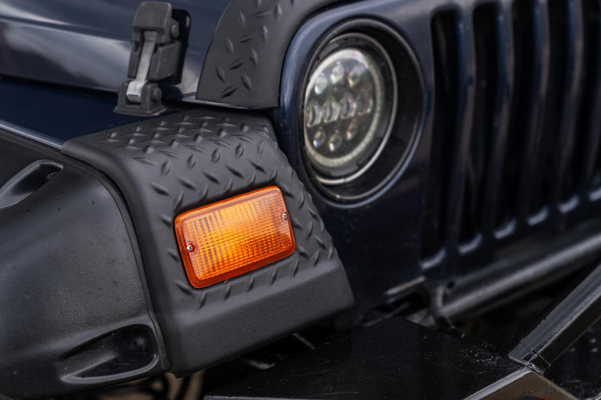 Black Trail Armor Front Corners For 1997-2006 Jeep Wrangler, Pair Bushwacker