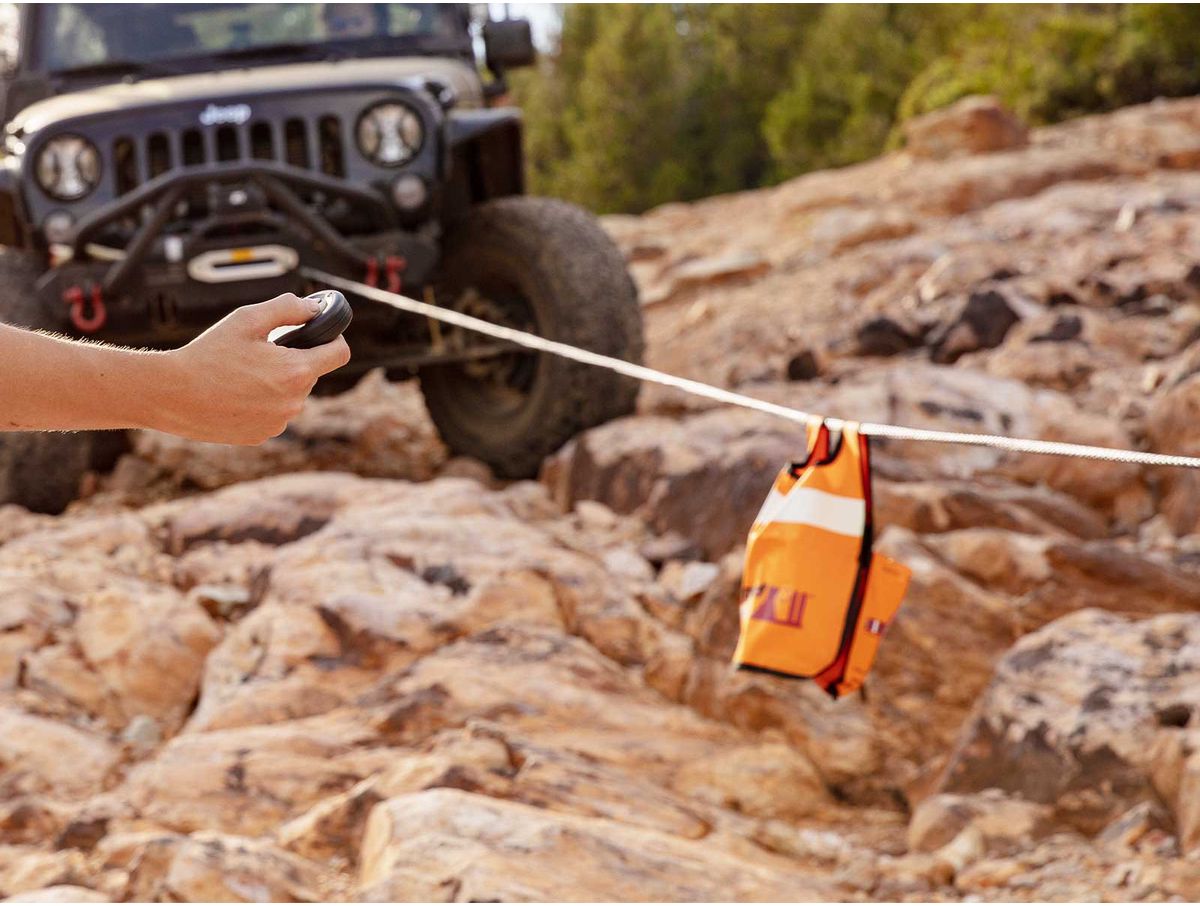 Trekker Winch 12500 Lbs Cable IP68 Waterproof Wired Remote Rugged Ridge