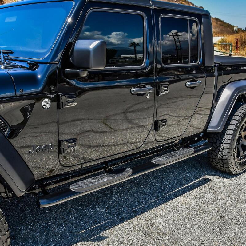 Westin 20-26 Jeep Gladiator PRO TRAXX 4 Oval Nerf Step Bars - Black