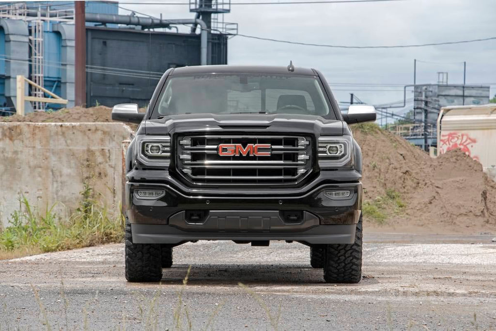 3.5 Inch Lift Kit Forged UCA N3 Strut Silverado/Sierra 1500 (14-16) Rough Country