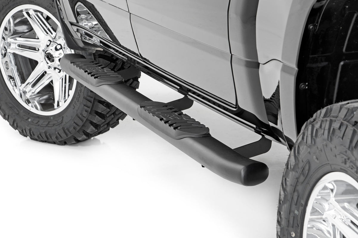 Oval Nerf Step Crew Cab Black Ram 1500 (19-26)/1500 TRX (21-24) Rough Country