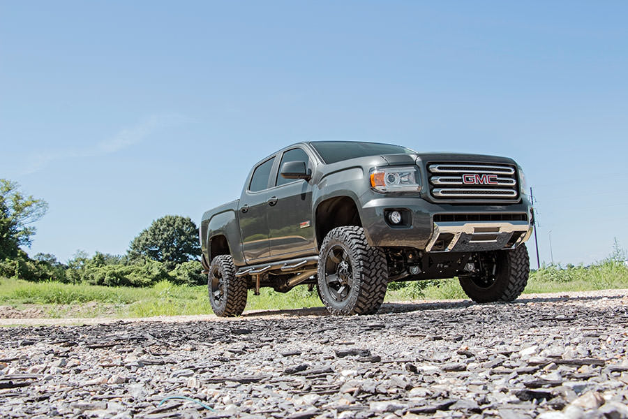 4.0 Inch GM Suspension Lift Kit Lifted Struts and V2 Shocks For 15-21 Canyon/Colorado 2WD/4WD Rough Country