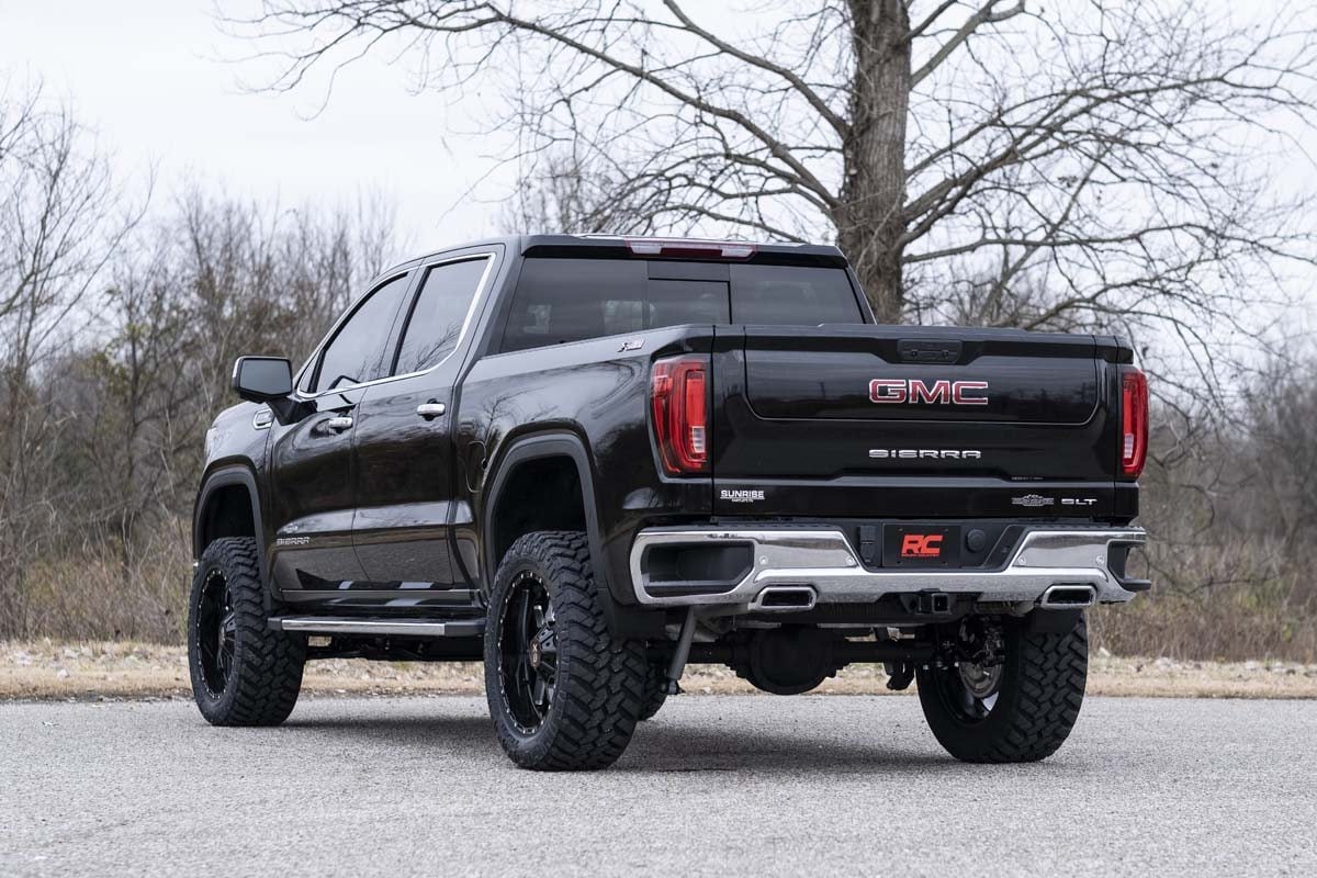 6 Inch Lift Kit GMC Sierra 1500 2WD/4WD (2019-2024) Rough Country