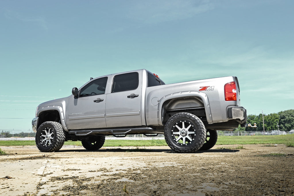 6.0 Inch GM Suspension Lift Kit w/ N3 Loaded Struts and V2 Shocks Rough Country