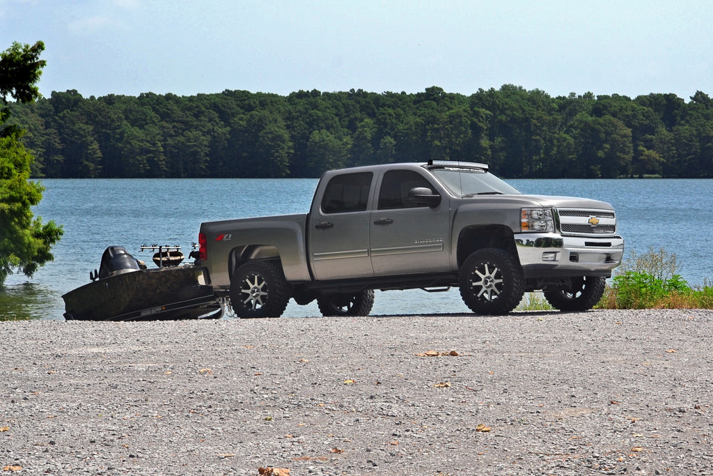 6.0 Inch GM Suspension Lift Kit w/ N3 Loaded Struts and V2 Shocks Rough Country