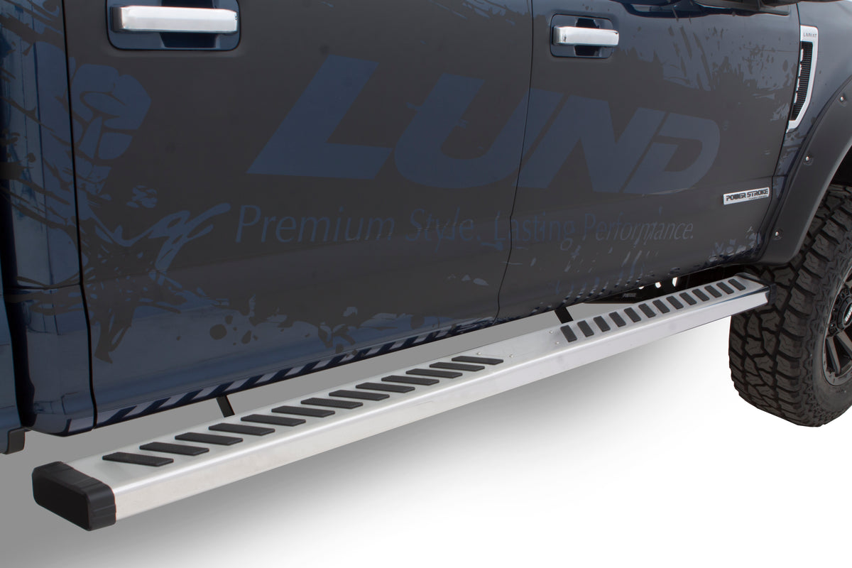 Summit Ridge 2.0 Running Board Kit Polished Stainless 2007-2013 Silverado/Sierra 1500/2500/3500 Lund