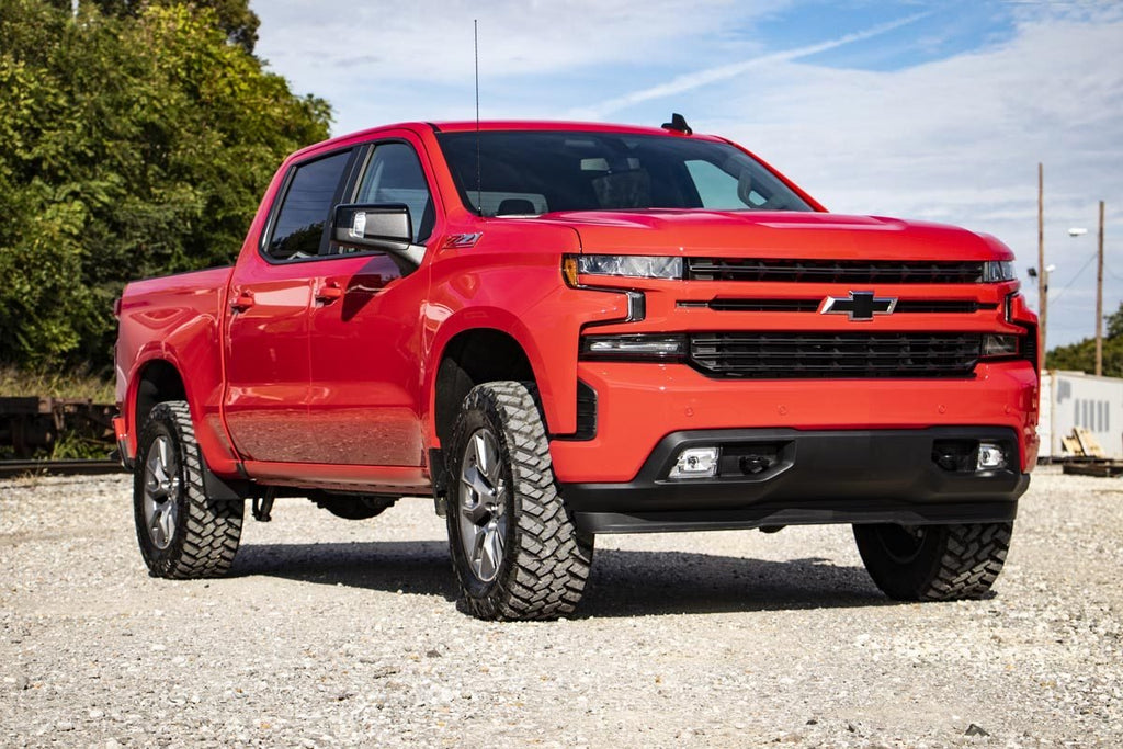 3.5 Inch Suspension Lift Kit w/Forged Upper Control Arms, Loaded Struts & V2 Shocks 19-20 Silverado/Sierra 1500 4WD/2WD Rough Country