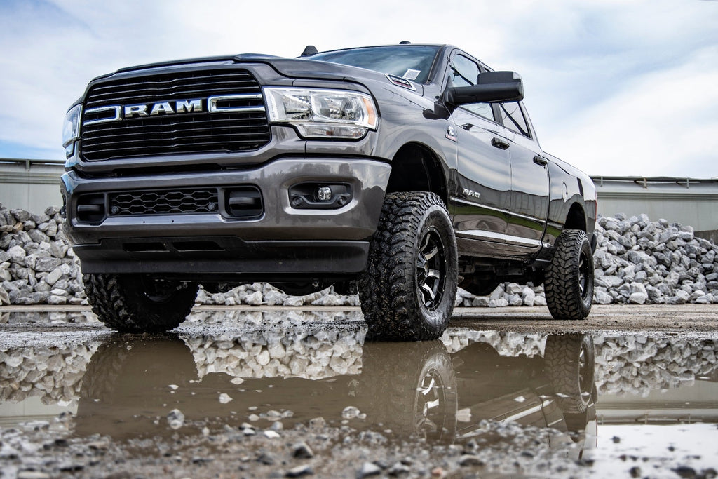 2.5 Inch Leveling Kit RR Coil M1 Ram 2500 (14-26)/3500 (13-26) Rough Country