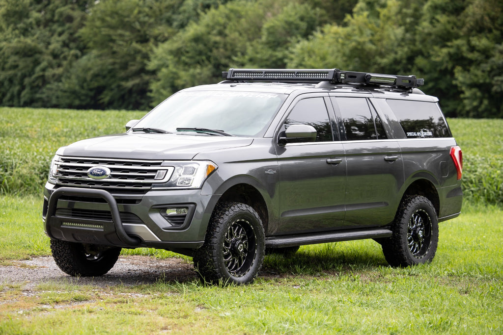 3 Inch Lift Kit UCA M1 Struts Ford Expedition 4WD (2018-2024) Rough Country
