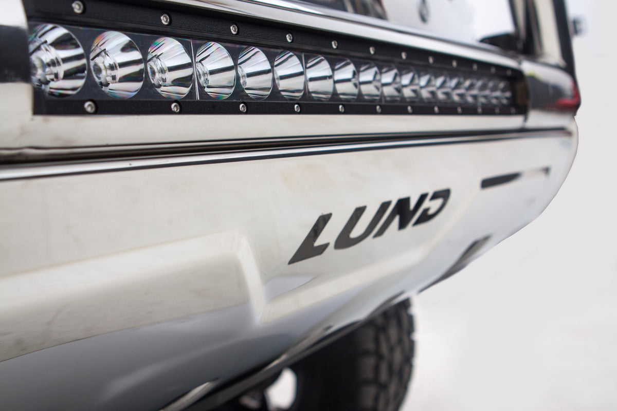 Bull Bar with LED Light Bar 3.5 Inch Oval Polished Stainless Steel 2000-2013 GMC Yukon XL 1500/2500 Lund