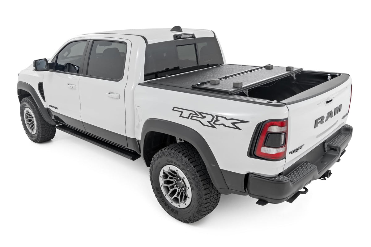 Hard Low Profile Bed Cover 5 Foot 7 Inch Bed No Rambox Ram 1500 (19-26)/1500 TRX (21-24) Rough Country
