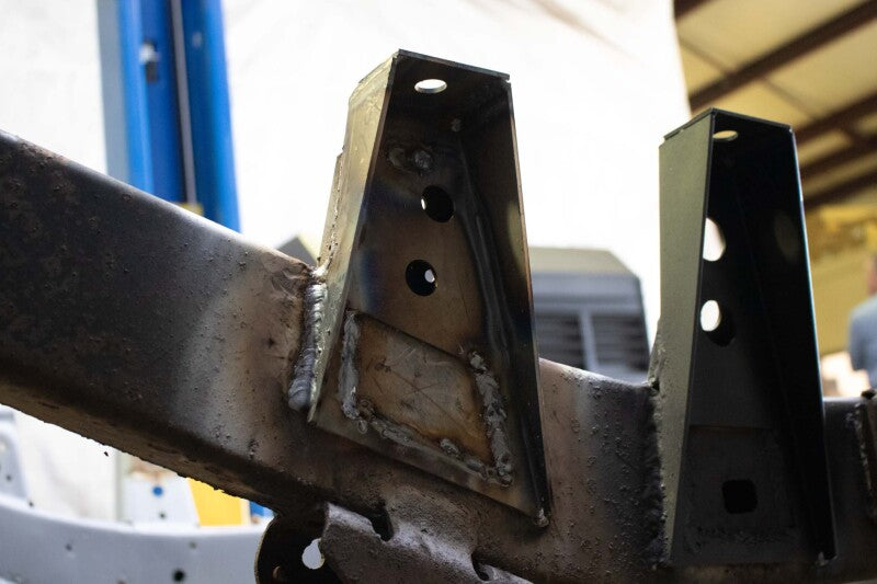 Rust Buster 88-95 Toyota Pickups Raised Bed Mounts- (Right)