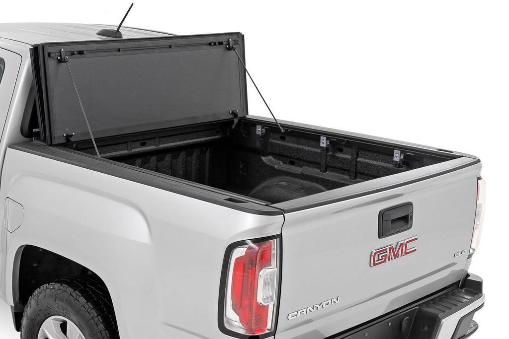 Hard Tri-Fold Flip Up Bed Cover 6 Foot Bed Chevy/GMC Canyon/Colorado (15-26) Rough Country