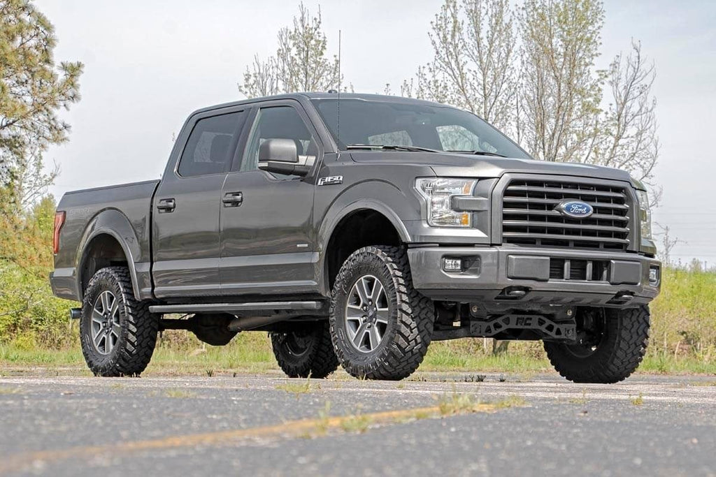 4 Inch Lift Kit Ford F-150 4WD (2015-2020) Rough Country