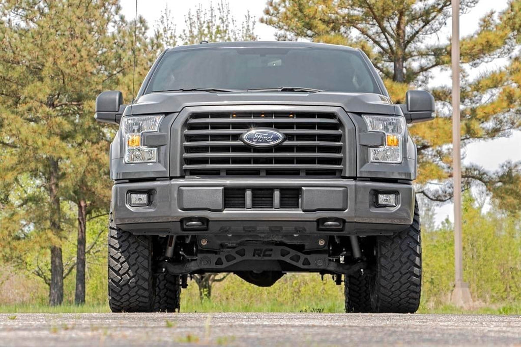 4 Inch Lift Kit Ford F-150 4WD (2015-2020) Rough Country