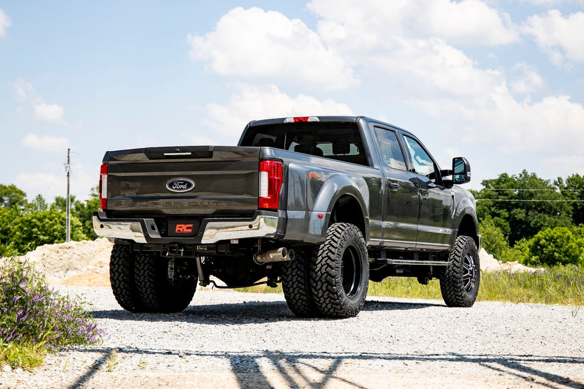 4.5 Inch Lift Kit DRW FR Drive Shaft Ford F-350 Super Duty 4WD (17-22) Rough Country