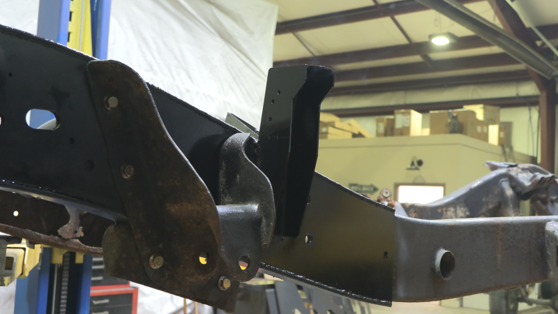 Rust Buster 1999-2006 Chevy & GMC Pick Up Trucks ward Bed Mount RB7316