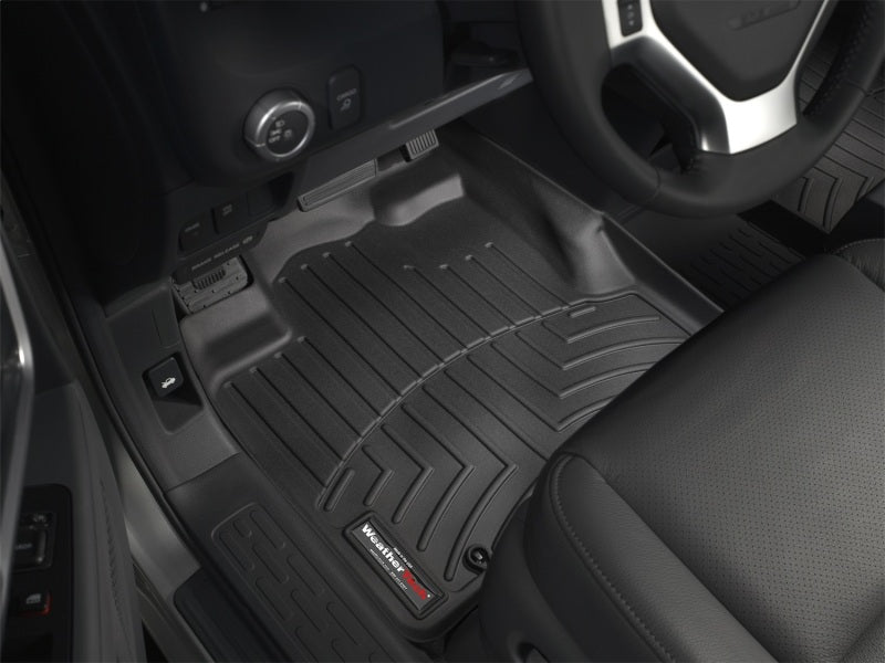 WeatherTech 06+ Honda Ridgeline Front FloorLiner - Black