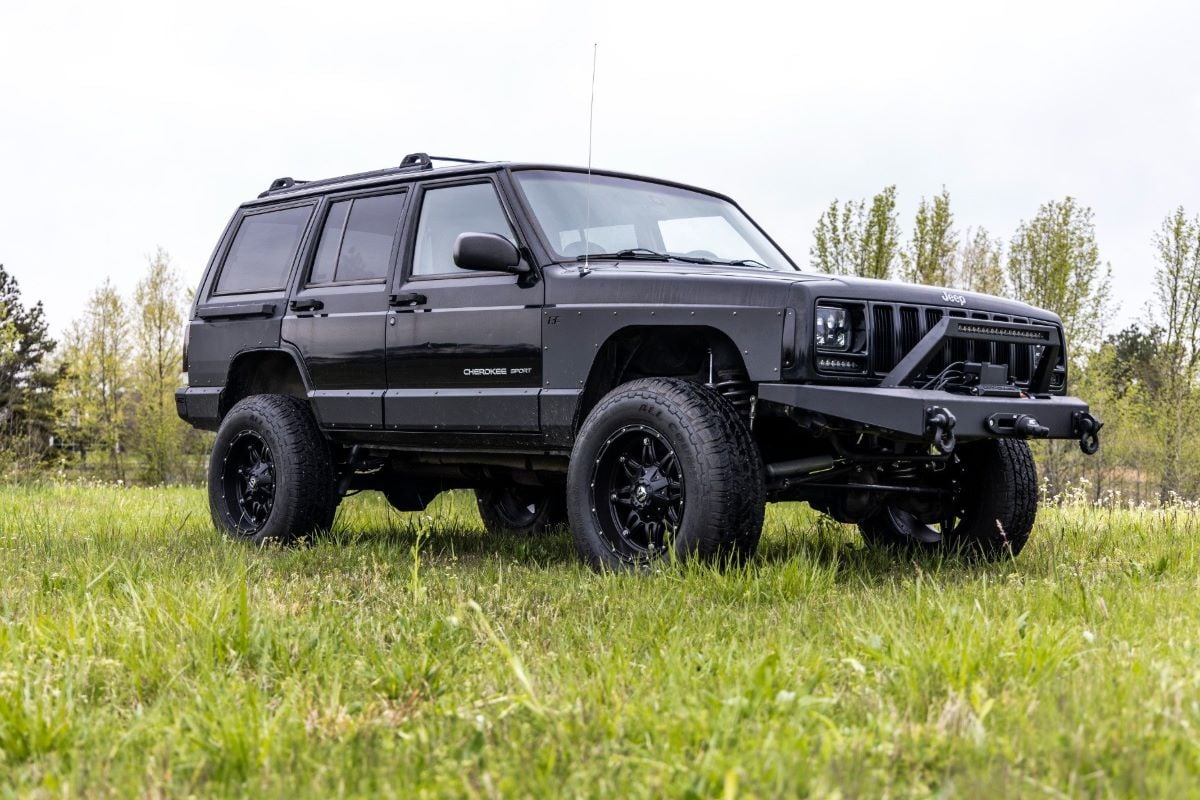 3 Inch Lift Kit Rear AAL V2 Jeep Cherokee XJ 2WD/4WD (1984-2001) Rough Country