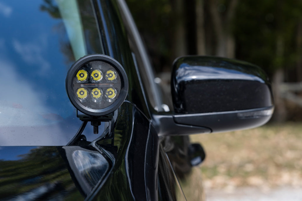 LED Light Kit Ditch Mount Black Series Round 3.5 Inch Amber DRL Jeep Cherokee KL (14-21) Rough Country