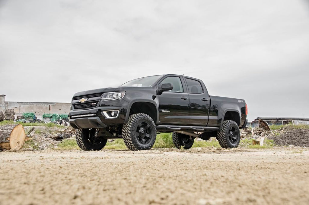 LED Light Mount Bumper 30 Inch Chevy/GMC Canyon/Colorado 2WD/4WD (15-22) Rough Country
