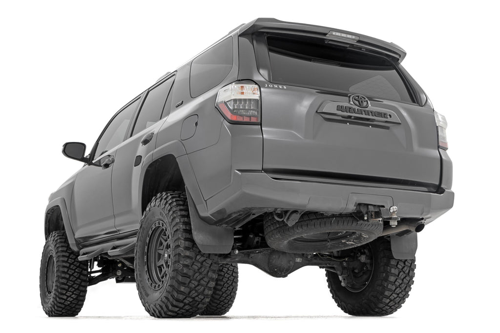 6 Inch Lift Kit M1 Struts Toyota 4Runner 2WD/4WD (2015-2020) Rough Country