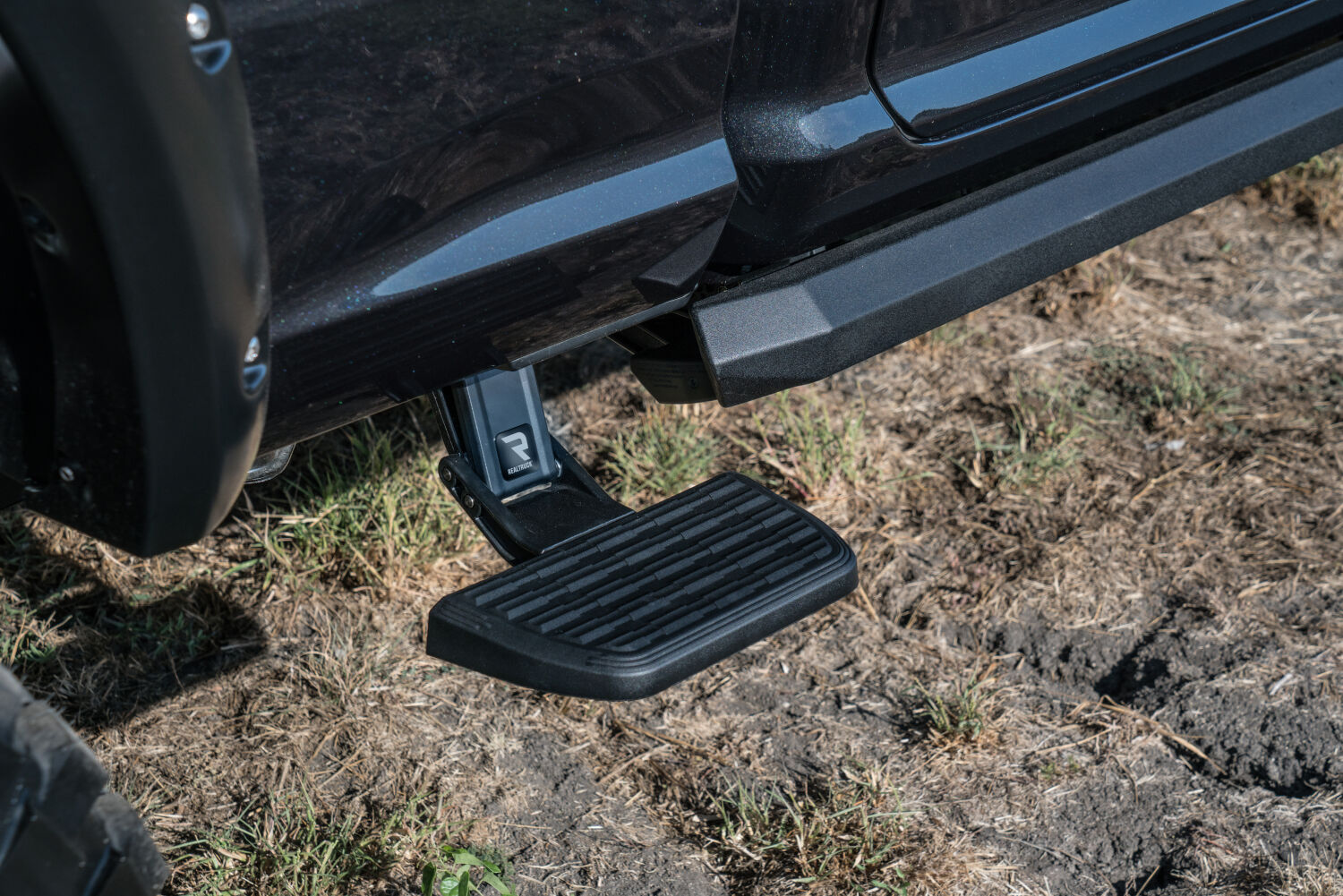 Bedstep2 Side Bumpr Step Part For 2020-24 Ram 3500 Dually AMP Research