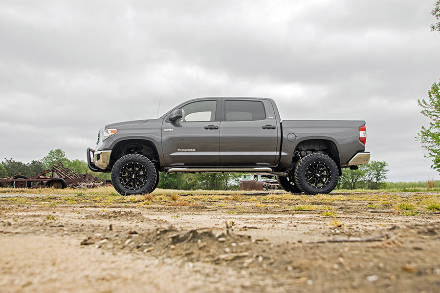 6 Inch Lift Kit N3 Struts Toyota Tundra 4WD (2007-2015) Rough Country