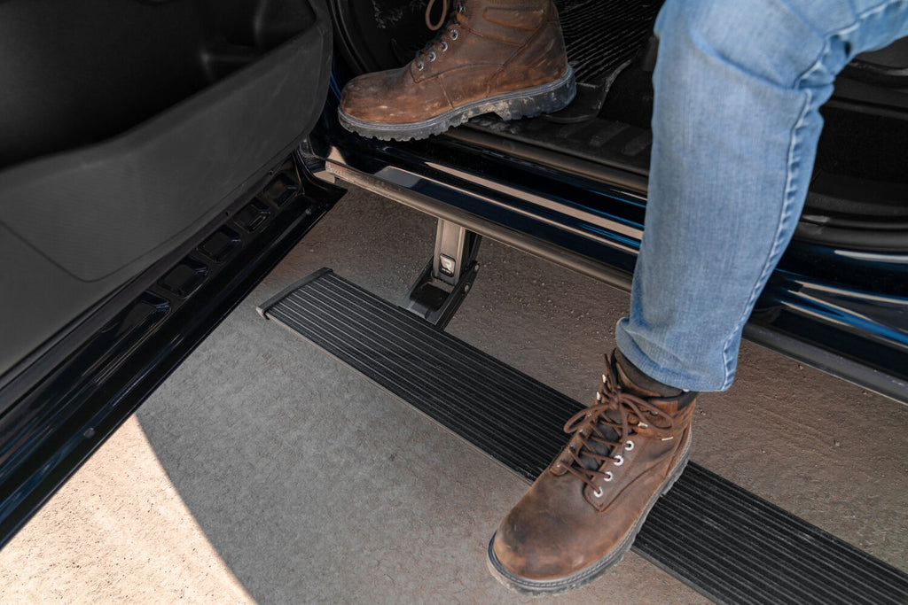 PowerStep Running Boards Plug N Play System For 20-21 Ford F-250/350/450 22 F-250/350/450 XL/XLT All Cabs AMP Research