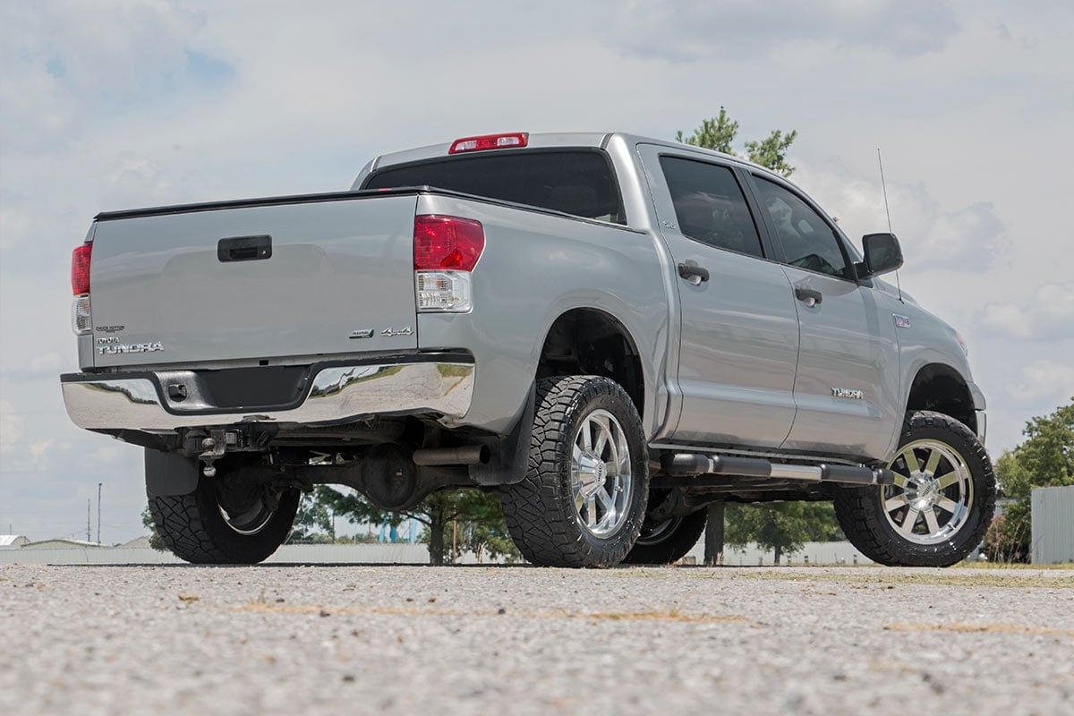 3.5 Inch Lift Kit Vertex Toyota Tundra 4WD (2007-2021) Rough Country