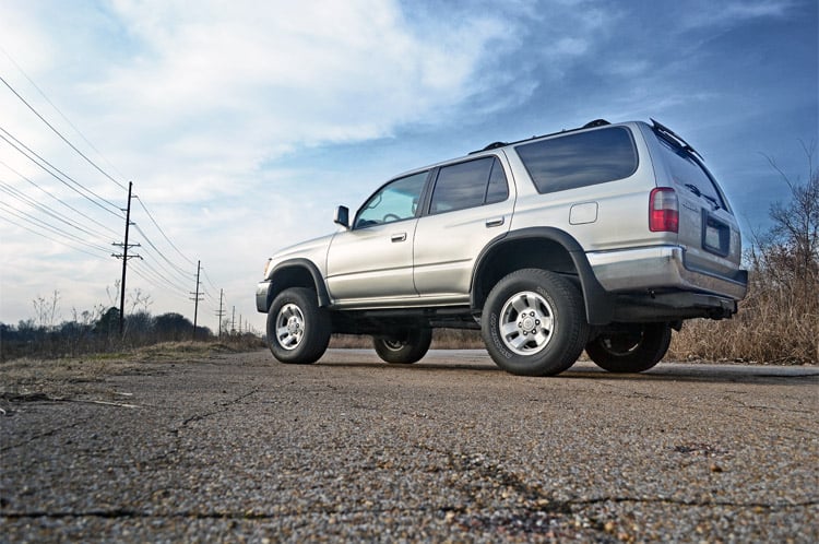 3 Inch Lift Kit N3 Struts Toyota 4Runner 2WD/4WD (1996-2002) Rough Country