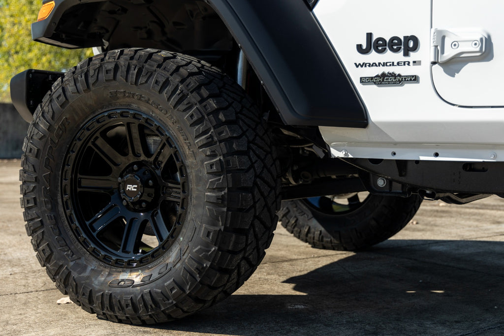 84 Series Wheel Gloss Black 18x8.5 Rough Country