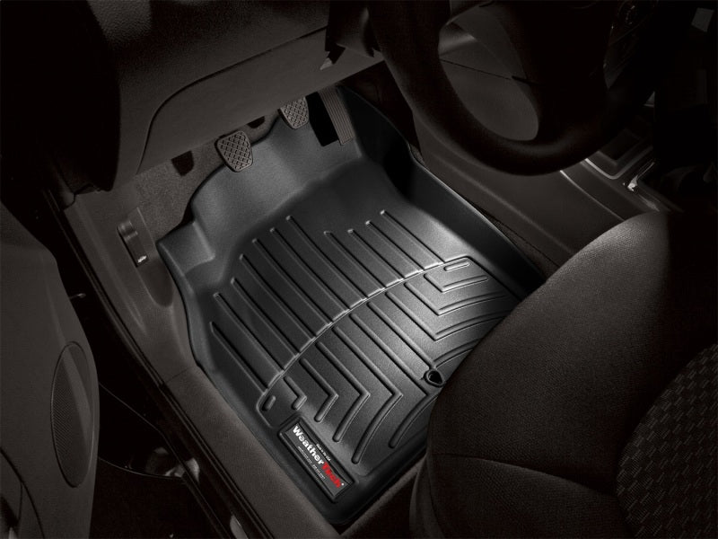 WeatherTech 06+ Chevrolet HHR Front FloorLiner - Black