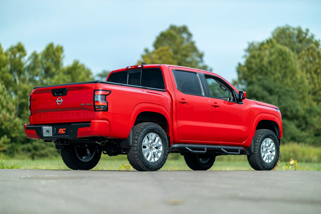 2.5 Inch Lift Kit N3 Struts/N3 Nissan Frontier 4WD (2005-2026) Rough Country