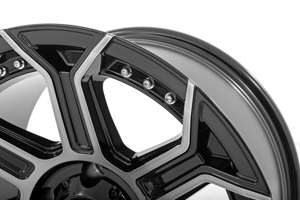 89 Series Wheel One-Piece Black Machined Gun Metal 17x9 Rough Country