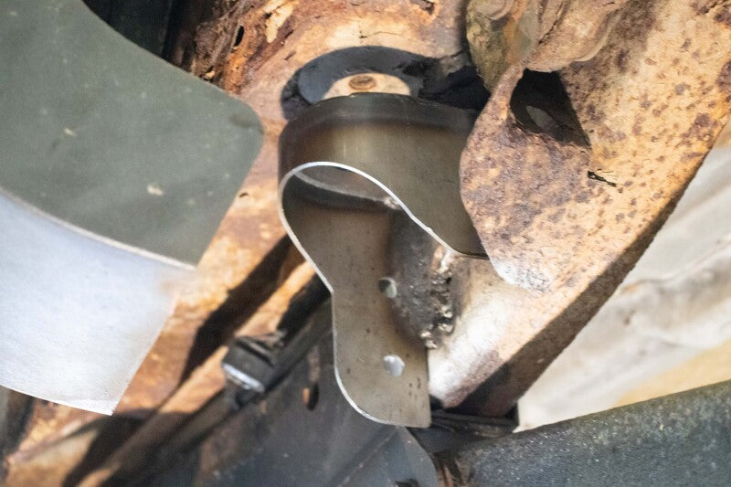 Rust Buster Avalanche/Suburban/Yukon Rear Body Frame Mount
