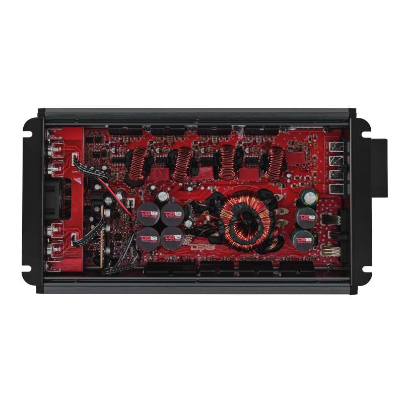 DS18 4-Channel Class-D Amp Stereo Full-Range 4 x 250 W RMS at4 ohm 4- Titanium