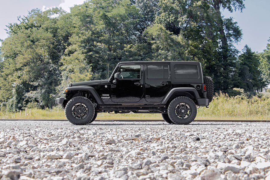 2.5 Inch Lift Kit Jeep Wrangler Unlimited 2WD/4WD (2007-2018) Rough Country