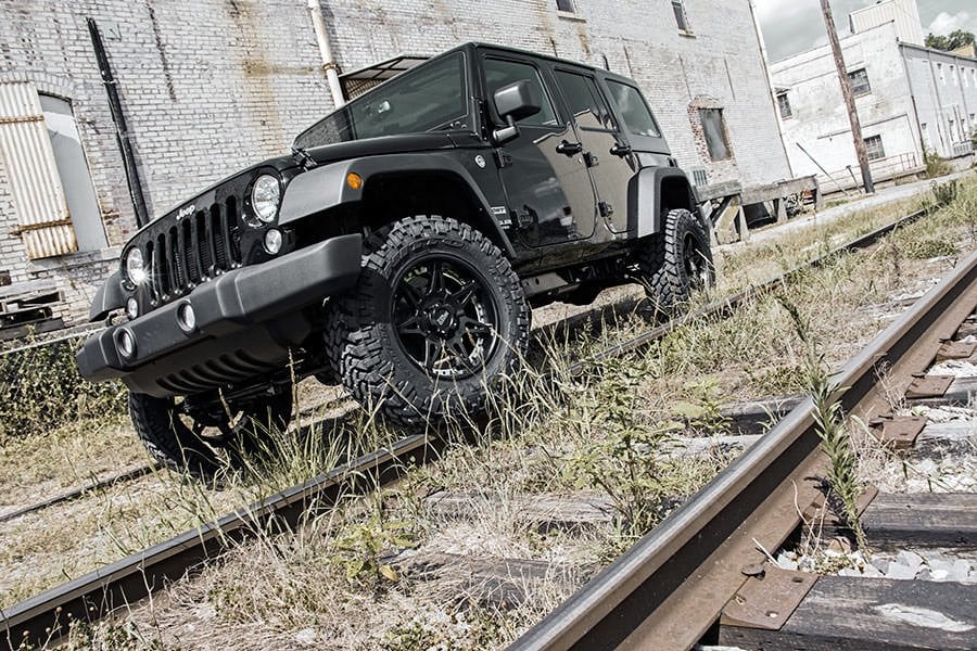 2.5 Inch Lift Kit Jeep Wrangler Unlimited 2WD/4WD (2007-2018) Rough Country