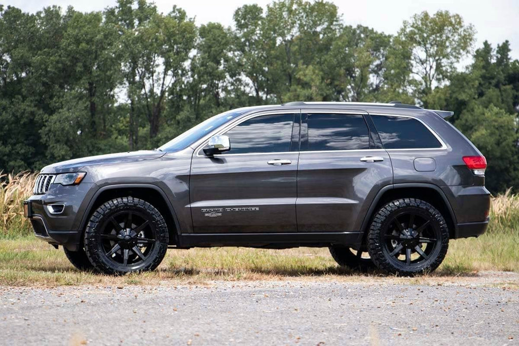 2.5 Inch Lift Kit N3 Struts Jeep Grand Cherokee 4WD (2016-2022) Rough Country