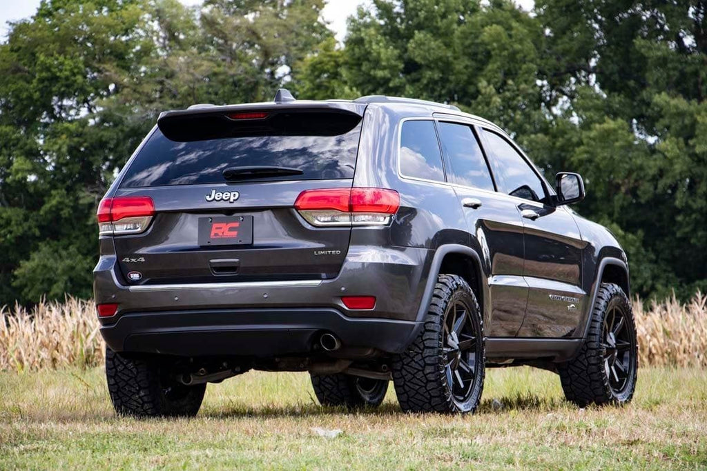 2.5 Inch Lift Kit N3 Struts Jeep Grand Cherokee 4WD (2016-2022) Rough Country