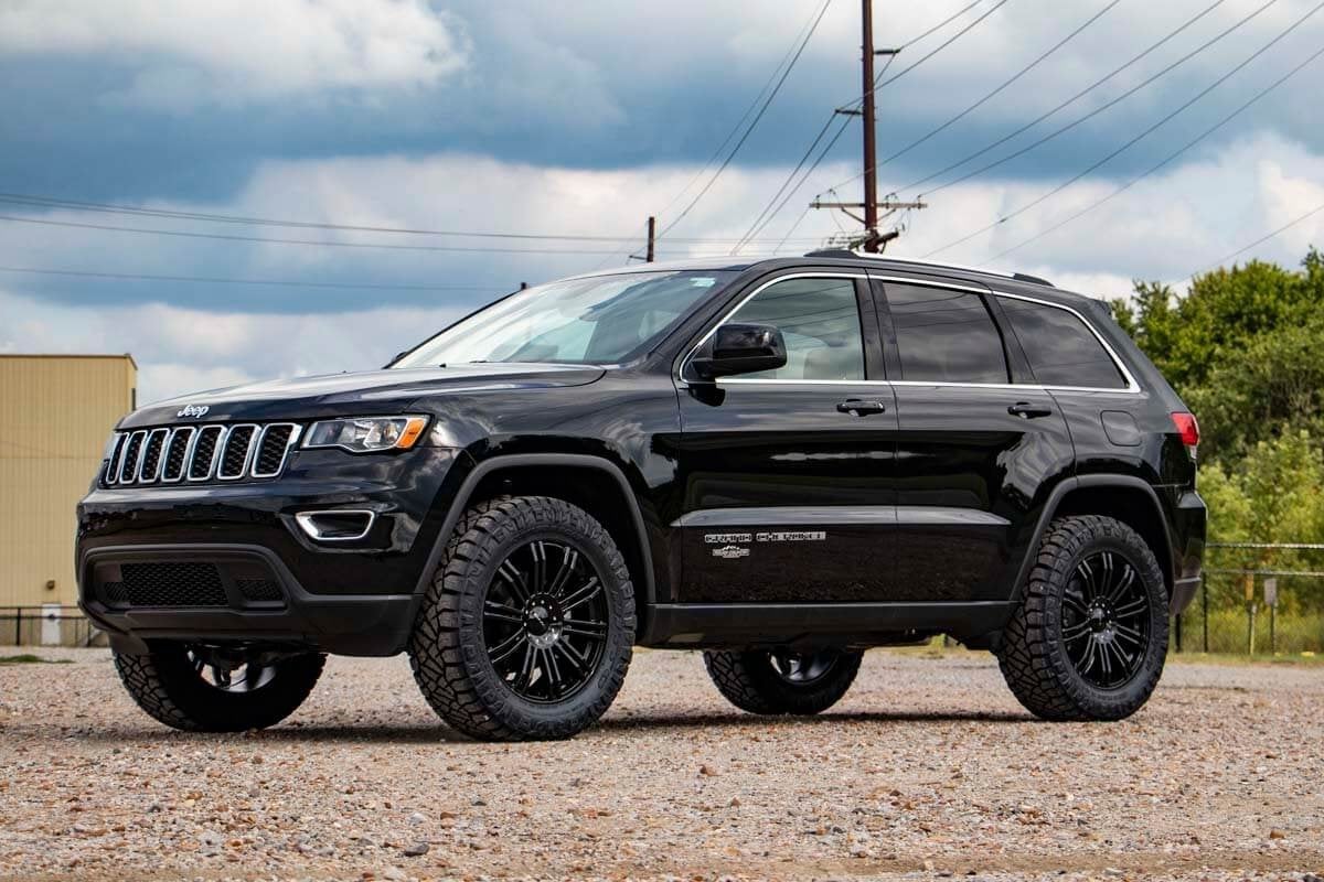 2.5 Inch Lift Kit N3 Struts Jeep Grand Cherokee 4WD (2016-2022) Rough Country